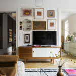 Comment intégrer sa télé dans son salon, sans que cela fasse tâche ?