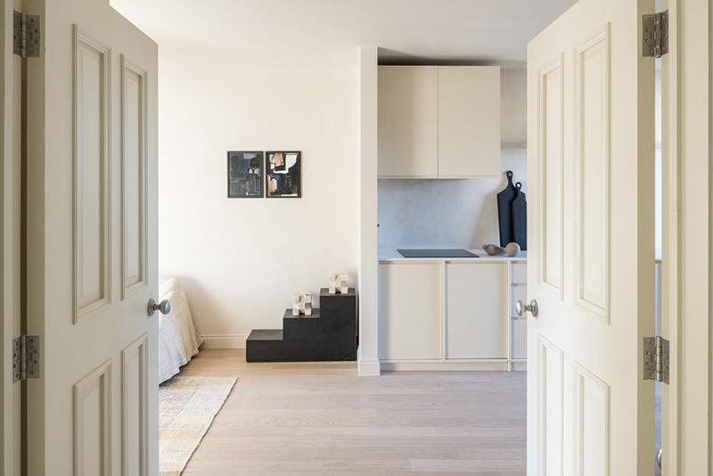 Appartement à Londres, minimaliste à tendance japandi par Daytrip.studio