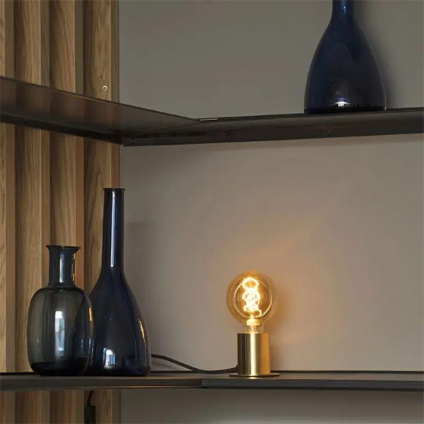 Faro - Lampe de table en métal doré, Ten