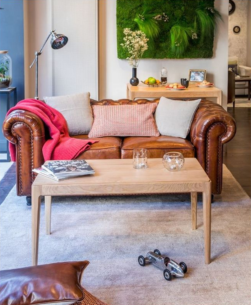 Adopter un canapé ou un fauteuil Chesterfield // Catalogue Maison Saulaie, un ambiance campagne