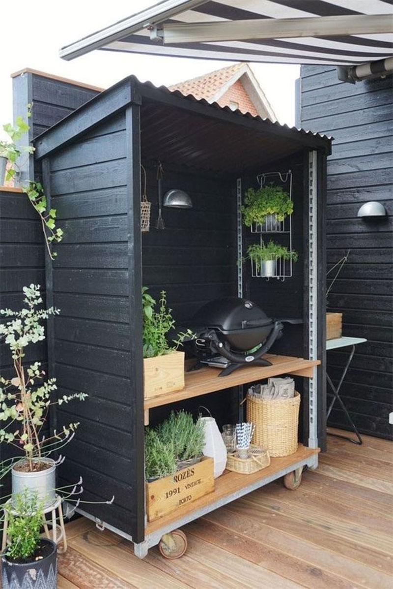 La bonne idée : installer une mini cuisine d'été dans un cabanon