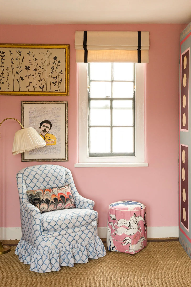Une chambre rose au style grandma par Beata Heuman 