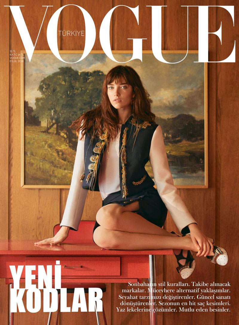 Couverture Vogue Turquie - Septembre 2018 au look rétro seventies