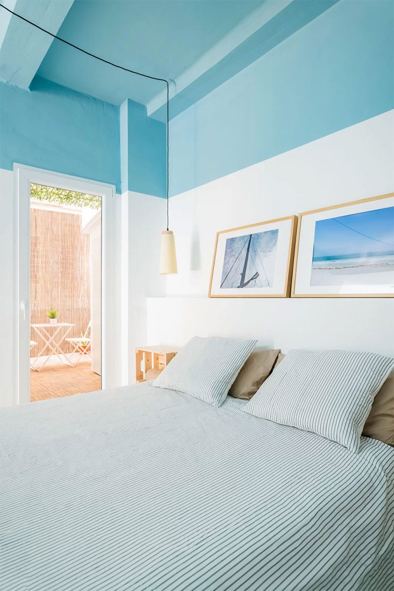 Une chambre en couleur aqua blue