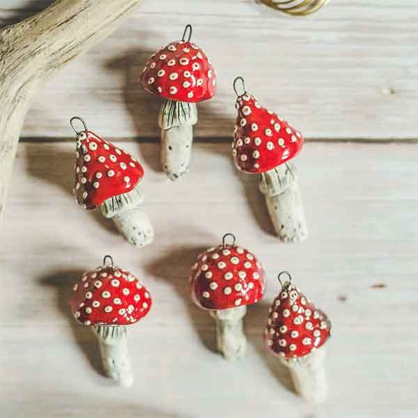 Boule de Noël céramique, champignon sur la boutique Etsy - Murdeko