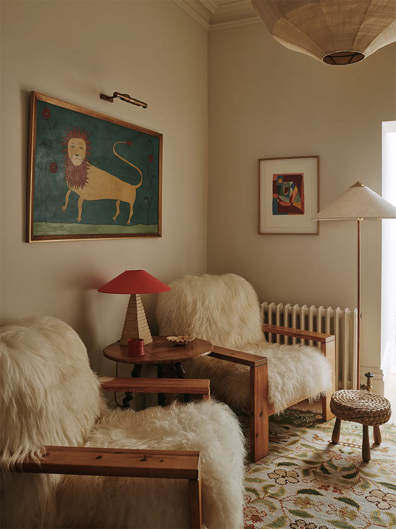 La maison de Lucy Williams à Londres avec un mobilier vintage scandinave et de la déco anglaise