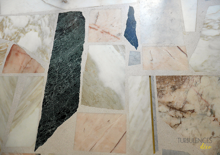 Sol en patchwork de marbre - AMÉLIE MAISON D'ART