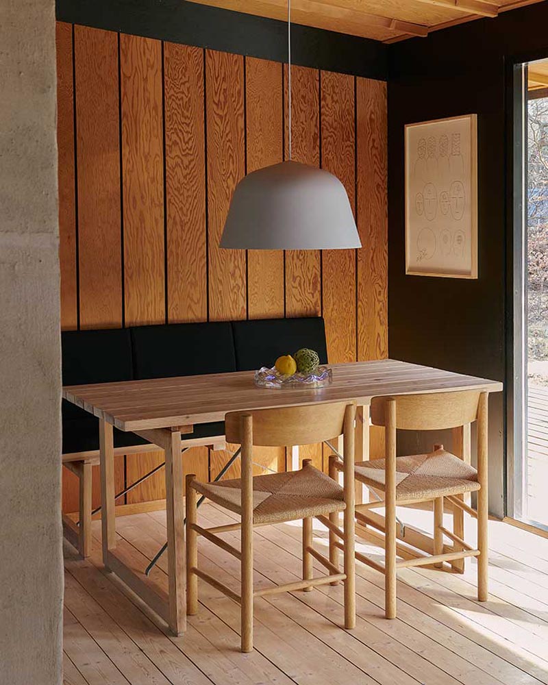 Le mobilier Muuto trouve parfaitement sa place dans cette ambiance vintage moderne scandinave