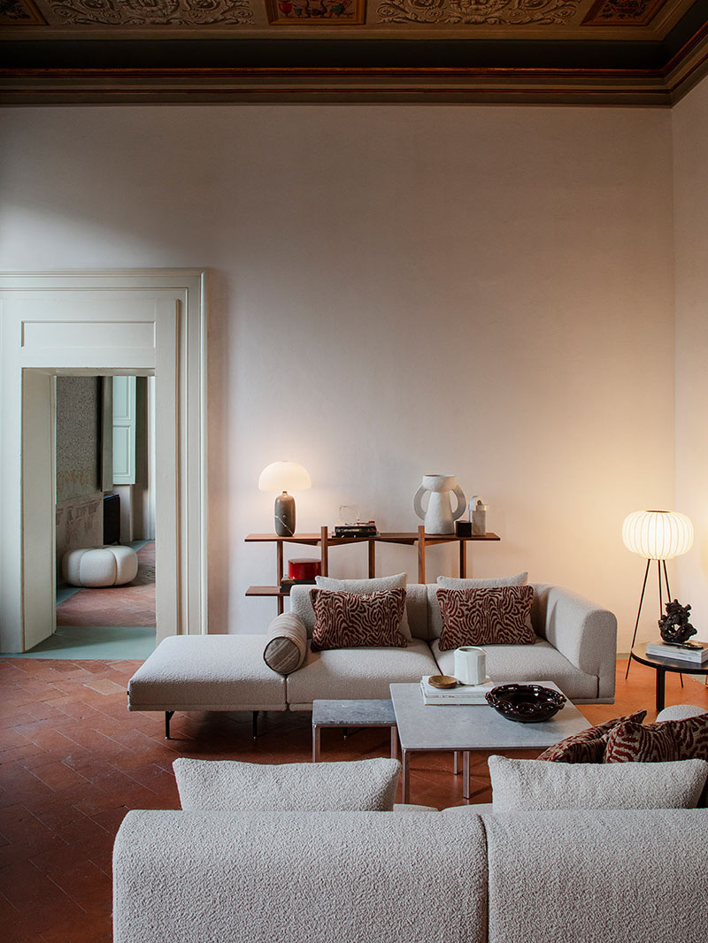 Vipp crée sous l'égide de l'architecte Julie Cloos Mølsgaard, un hôtel éphémère avec des pièces de sa collection de mobilier design