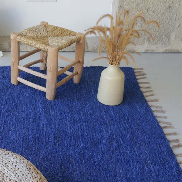 Teia Atelier sur Etsy - Grand tapis bleu roi tissé à la main