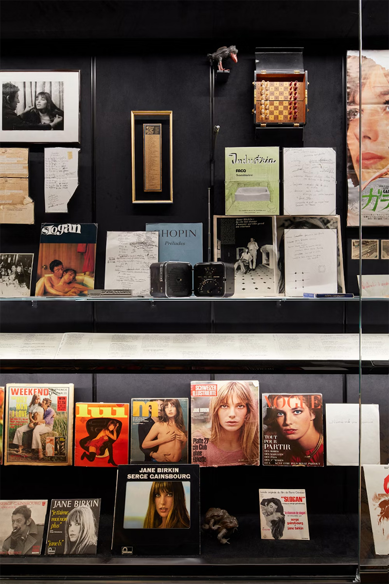 Musée Gainsbourg - 14 rue de Verneuil. Accueil, Musée, Gainsbarre, Librairie-Boutique 