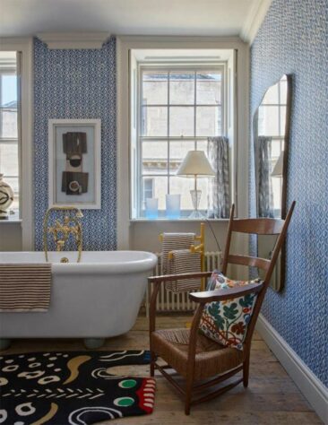 Une salle de bains de style géorgienne décorée dans un esparit scandinave