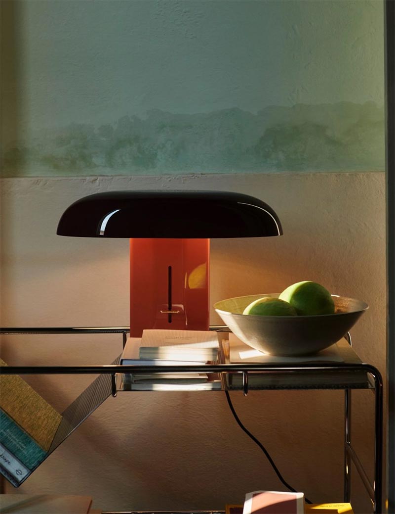 &tradition - Lampe de table en métal orange, Montera JH42 - Design : Jaime Hayón, 2024