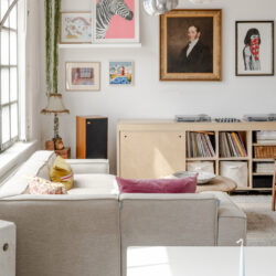 petit-loft-design-a-la-palette-de-bois-clair_08