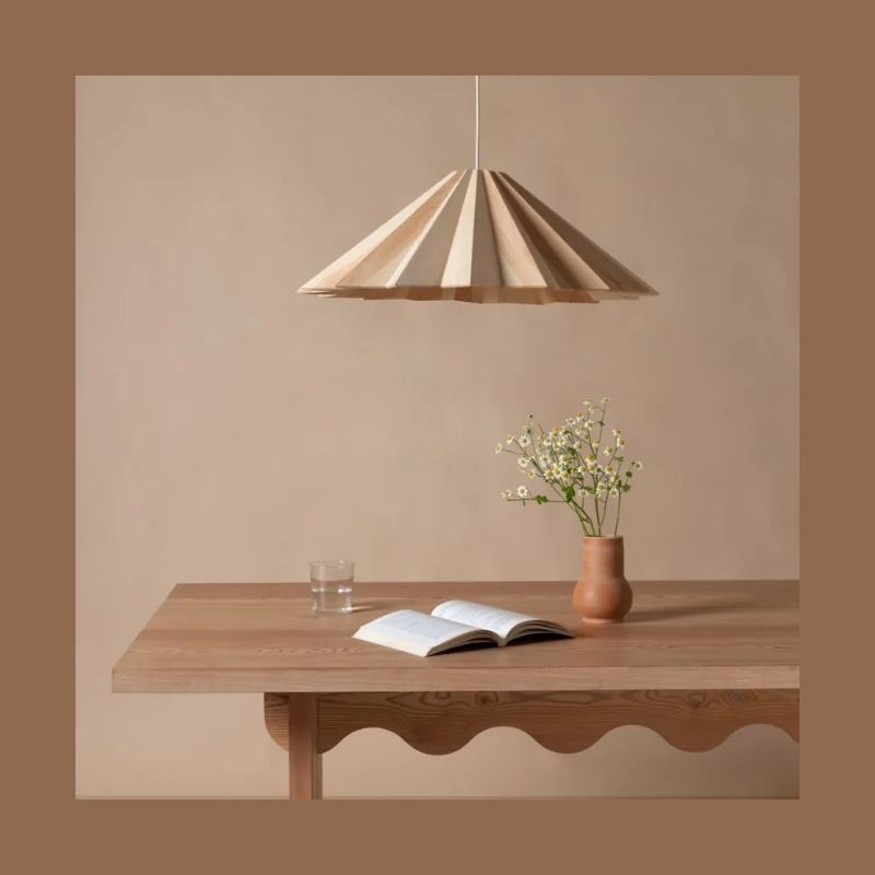 Schneid Studio - Suspension en bois naturel, Stratus - design : Niklas Jessen