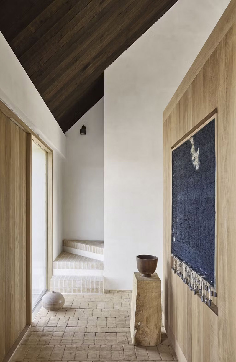 Le couloir menant à l'étage