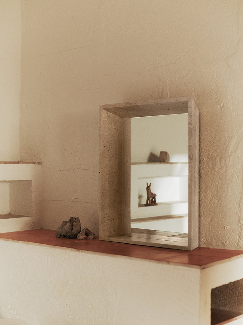 Catalogue Ferm SS2025 : Lancet Mirror en travertin