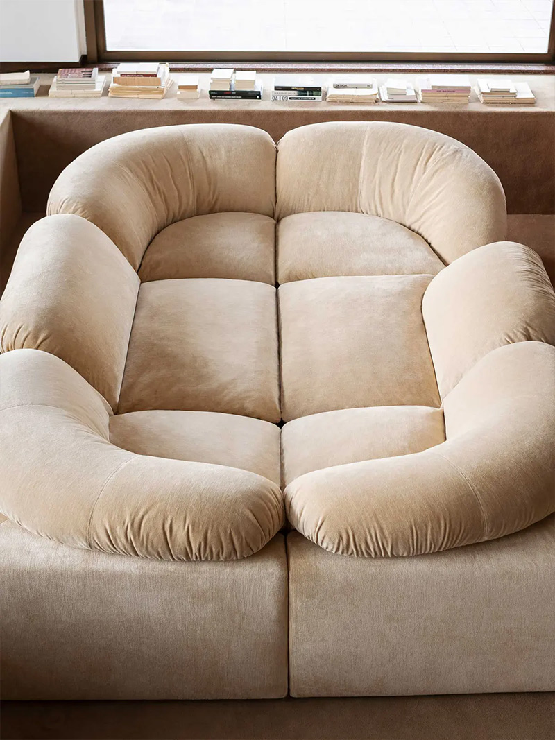 Butter sofa, signé Faye Toogood pour Tacchini - Mai 2025