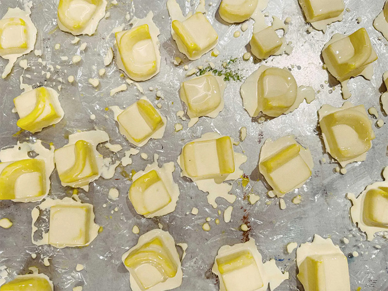 Butter sofa, signé Faye Toogood pour Tacchini - Mai 2025