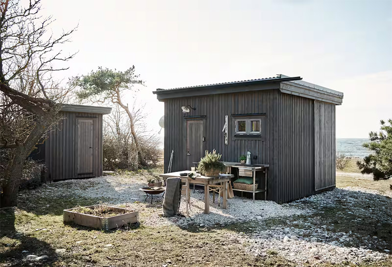 Cabane à louer en bord de plage à Väskinde, sur l'île de Gotland en Suède