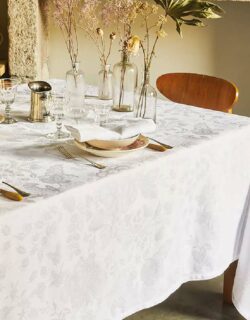 garnier-thiebaut_nappe-anti-tache-haut-de-gamme-mille-giverny