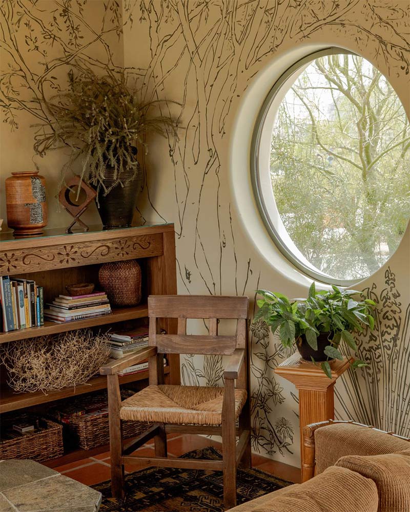 Hôtel Wren à Twentynine Palms : Le salon au style hispanique revisité