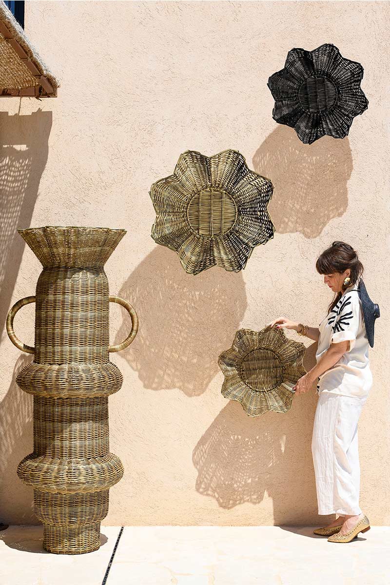 Margaux Keller - Collection Sirop d'orgeat, été 2025 - Les totems en osier et Sculpture murale, Telà