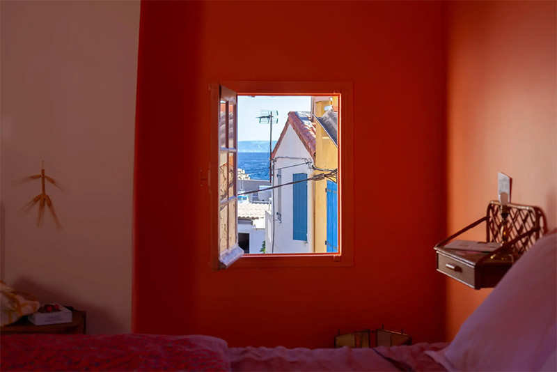 La chambre peinte en orange
