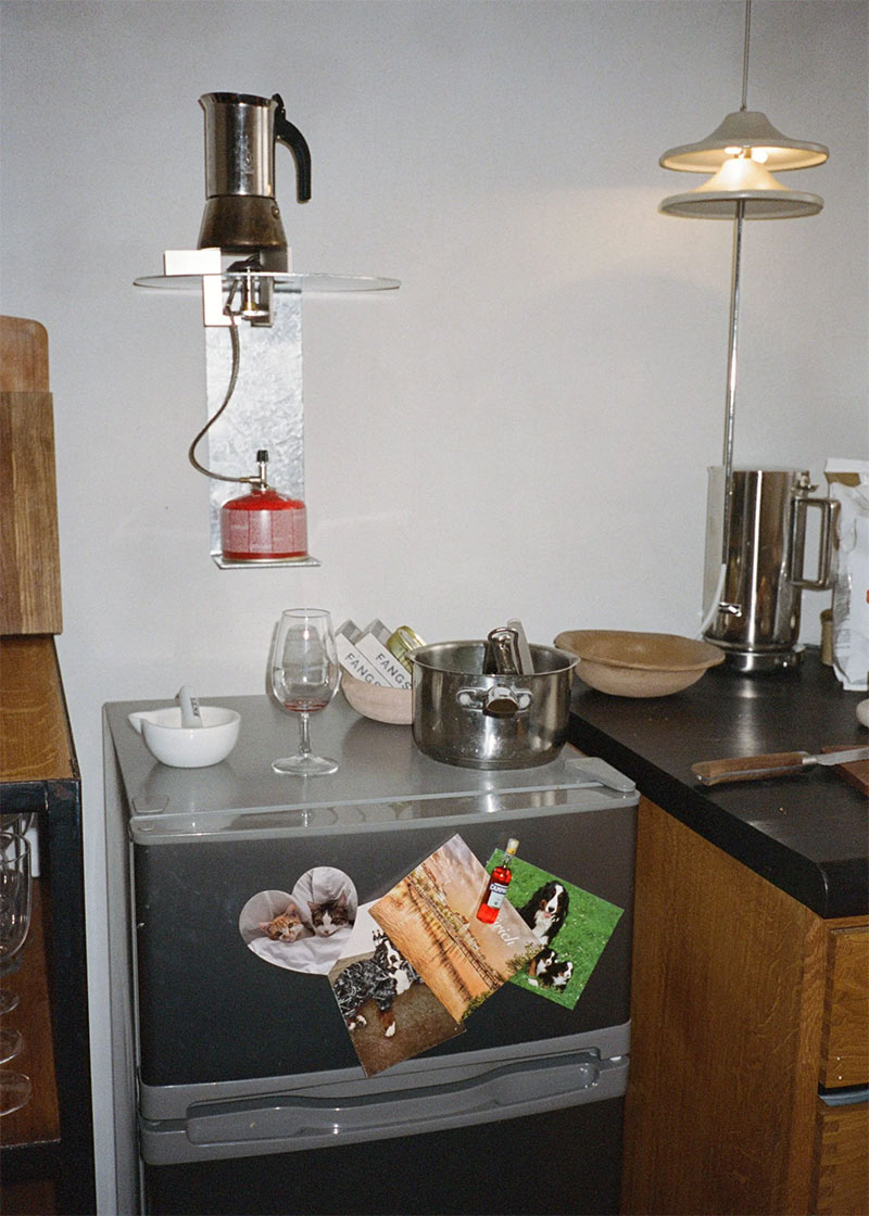 "Home from Home" par Charlotte Taylor : la cuisine