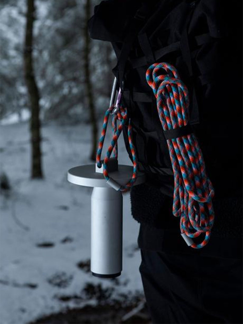 Lampe nomade, Quasar - Design : Samy Rio pour Petite Friture