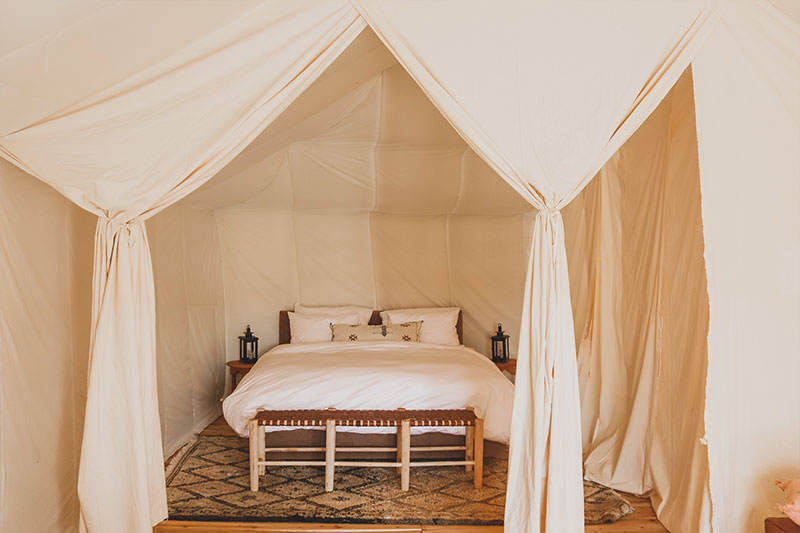 Umnya Dune Camp, Maroc - Tente aménagée dans le désert marocain
