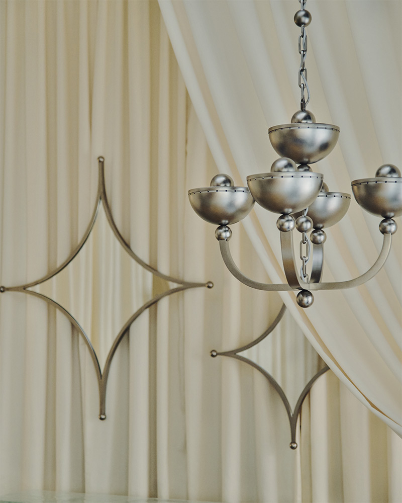 Collection de meubles et objets Cosmo en aluminium - Haddou & Dufourcq pour Maison Pouenat
