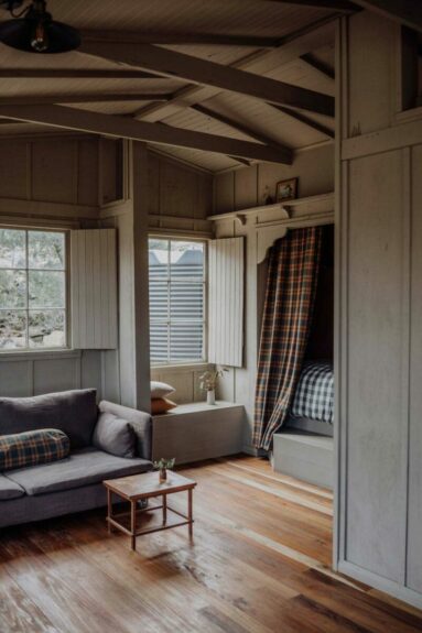 Le coin de la chambre donnant sur la pièce à vivre Le coin de la chambre donnant sur la pièce à vivre