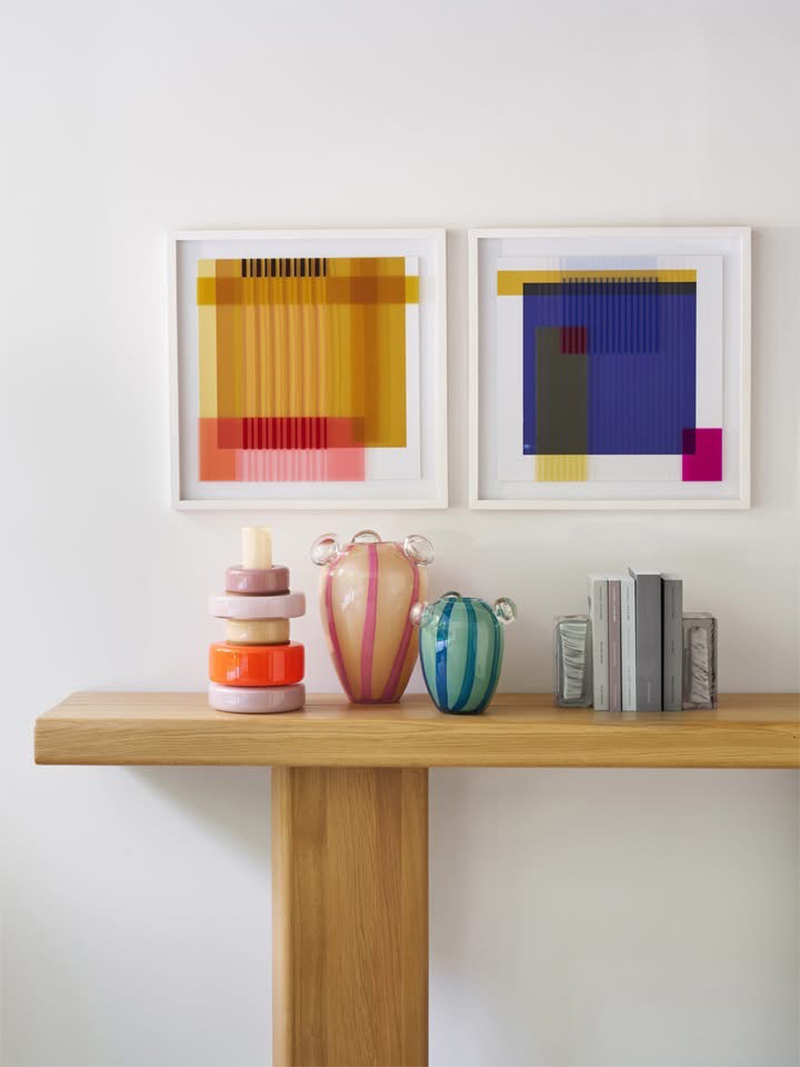 La collection de vases en verre coloré AMPM