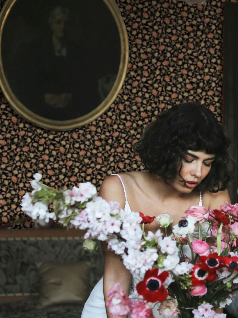 AyéléeFleurie - Papier peint imprimé fleurs sur fond noir, Fleur de café