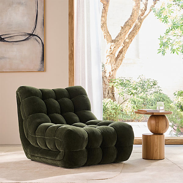 Ampm - Fauteuil capitonné en velours chenillé vert olive, Jud