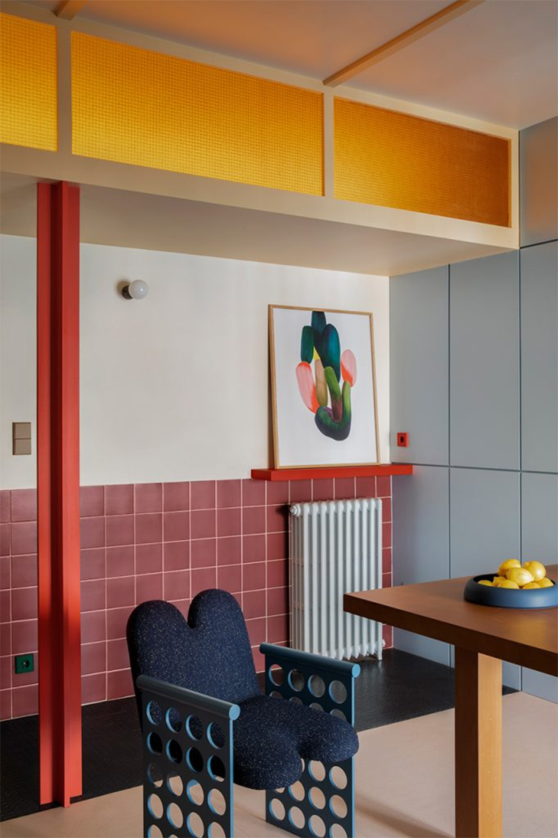 Un appartement, inspiré de Le Corbusier et de sa palette de couleurs et matériaux Un appartement, inspiré de Le Corbusier et de sa palette de couleurs et matériaux