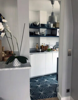 decomasaic_carreaux-de-ciment-stellaire-bleu-fonce