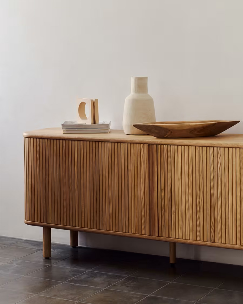 Kave Home - Buffet 2 portes en placage de frêne, finition naturelle, Mailen