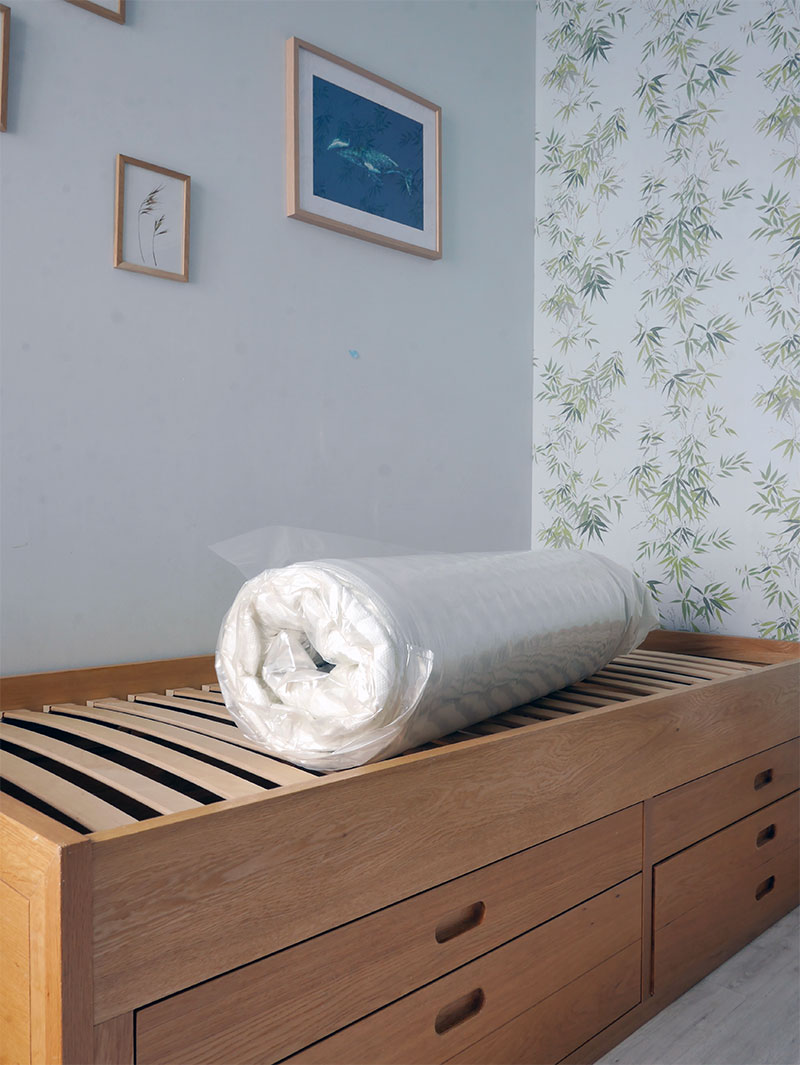 Matelas Hybride de Mello, compacté dans du plastique