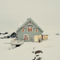 Destination froid et nature sauvage, l'hôtel Lilløy Lindenberg en Norvège Hotel-LILLOY-Lindenberg-une-escapade-insulaire-pres-de-Bergen_22