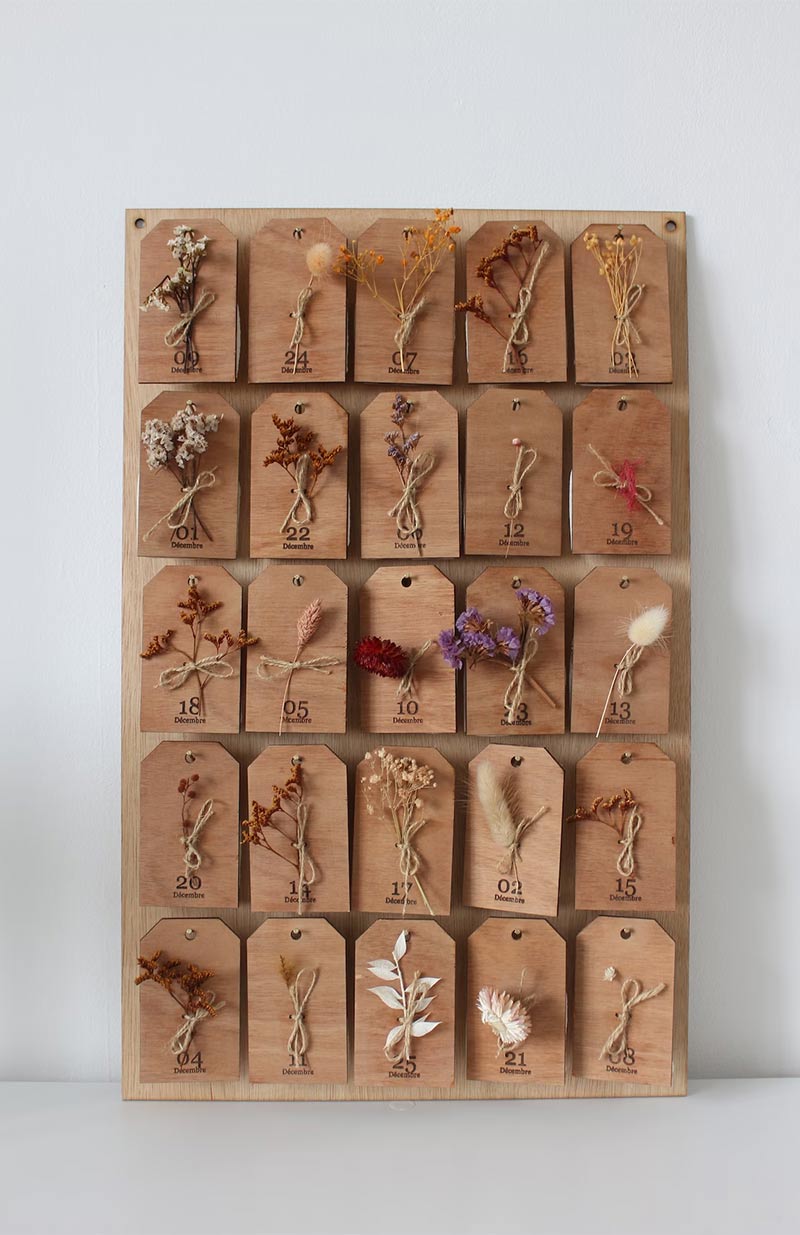 Calendrier de l’Avent, fleuri, personnalisable et français par cvdg_lepetitatelier