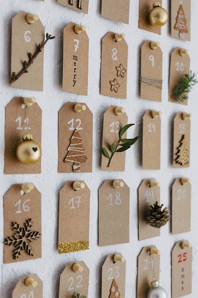 Calendrier de l’Avent étiquettes et petits cadeaux par la boutique Etsy Wild Rose And Sparrow