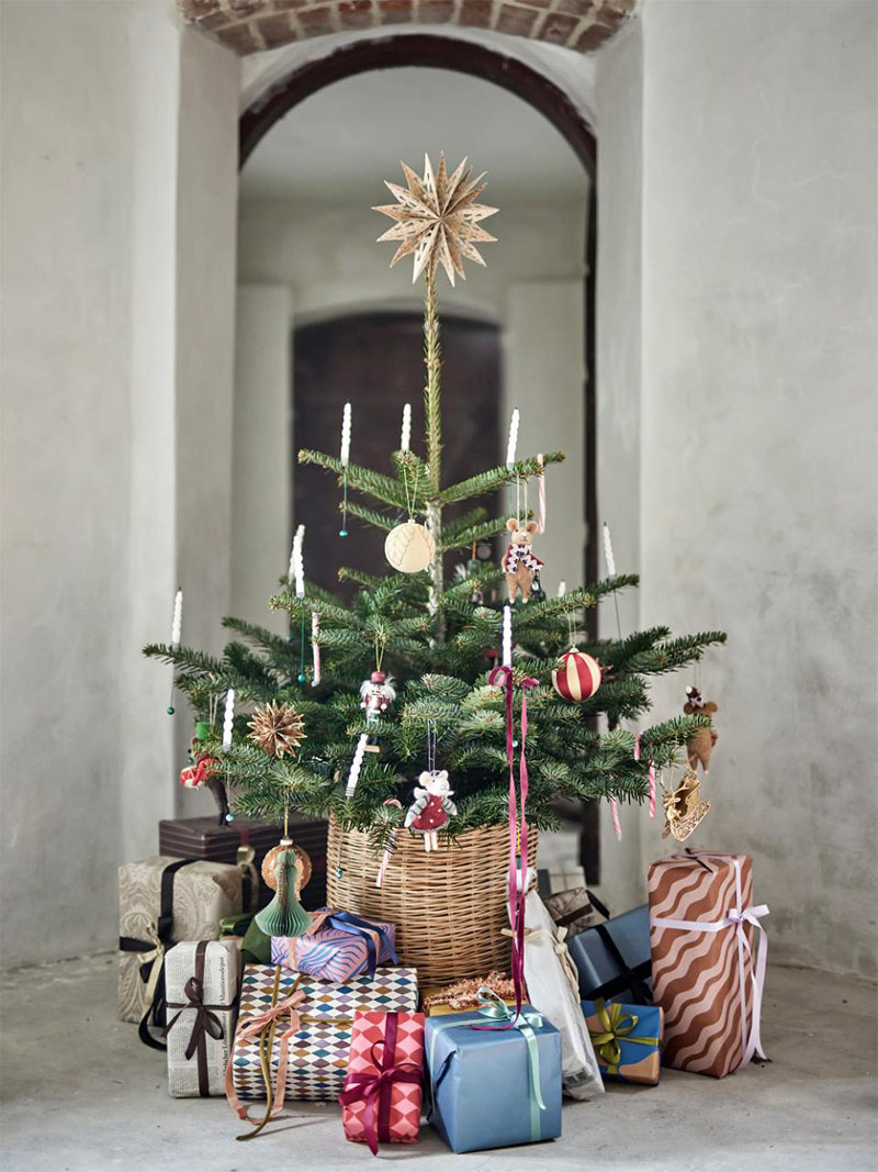 Le décor de Noël naturel et traditionnel de Bloomingville - Noël 2025