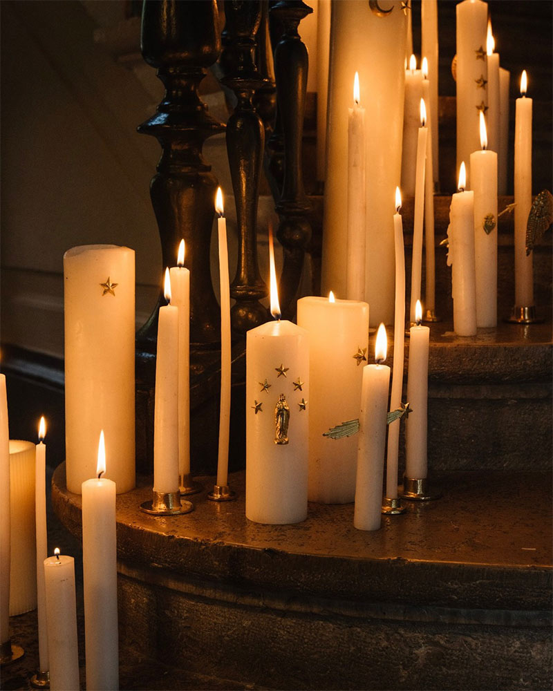 Profusions de bougies "cierges" allumées - Boncœurs 2025 Profusions de bougies "cierges" allumées - Boncœurs 2025