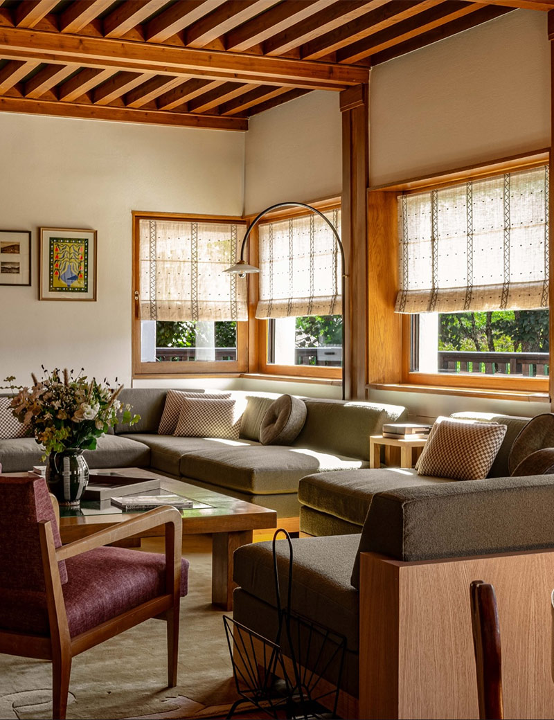 Iconic House, Le Sarto à Megève - L'espace salon dans la grande pièce à vivre