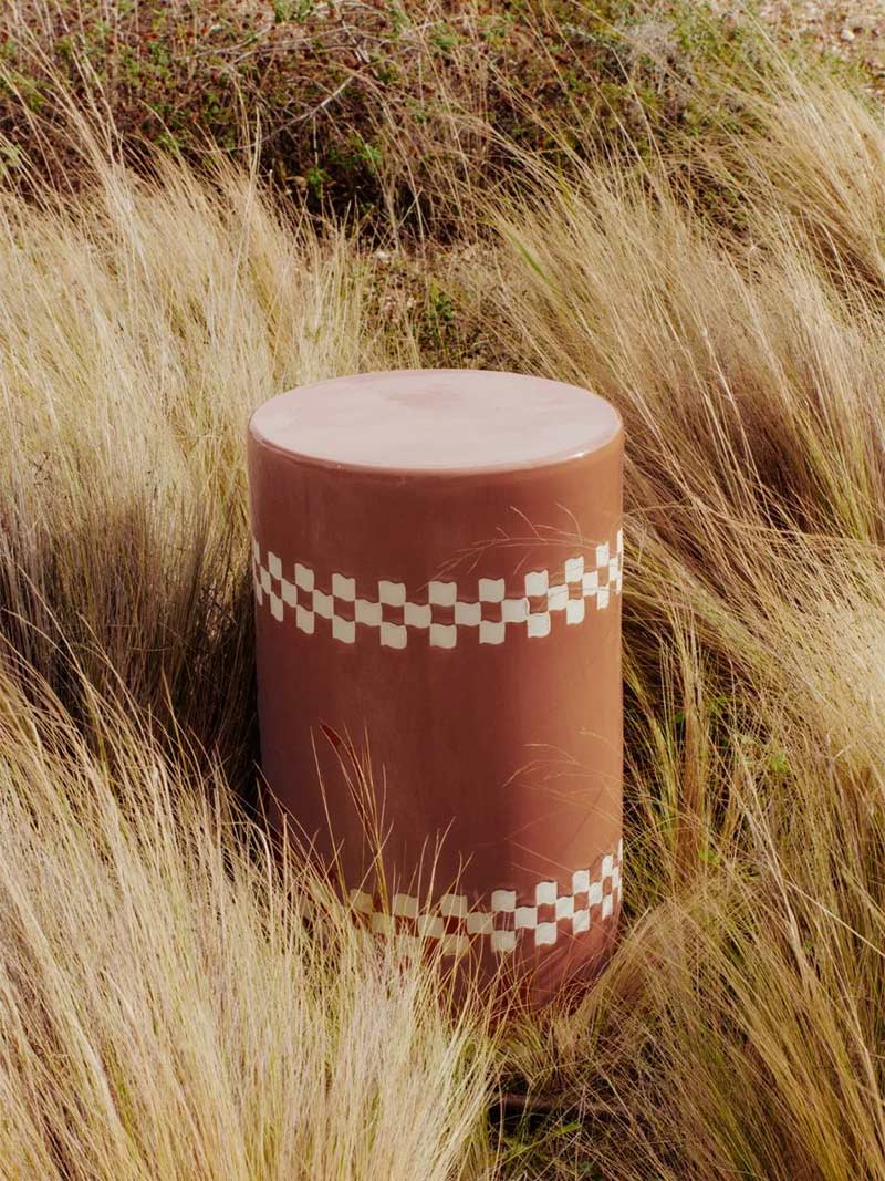 Collection capsule Sarah Poniatowski pour Maisons du Monde - Bout de canapé TANGERINE