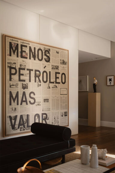 Mise en scène d'œuvres d'art qui perssonalise cet appartement