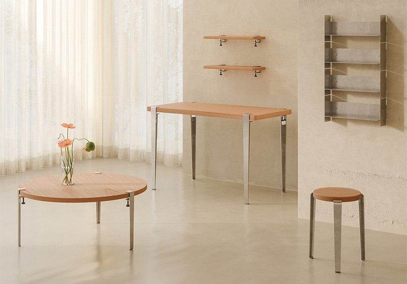 La collection Core de Tiptoe en inox brossé : Pied de table, de tabouret et étagères murales La collection Core de Tiptoe en inox brossé : pied de table, de tabouret et étagères murales