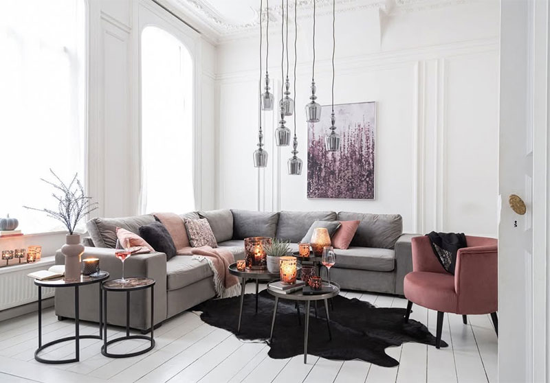 Un salon de style nordique avec des accents industriels